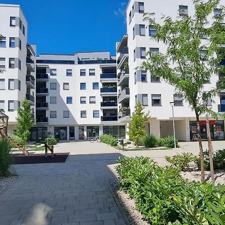 Apartment וואראז'דין מראה חיצוני תמונה