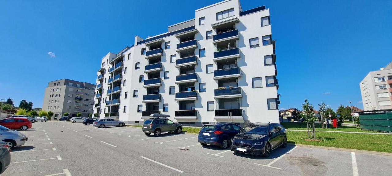 Apartment וואראז'דין מראה חיצוני תמונה