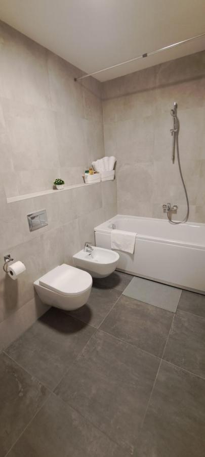 Apartment וואראז'דין מראה חיצוני תמונה
